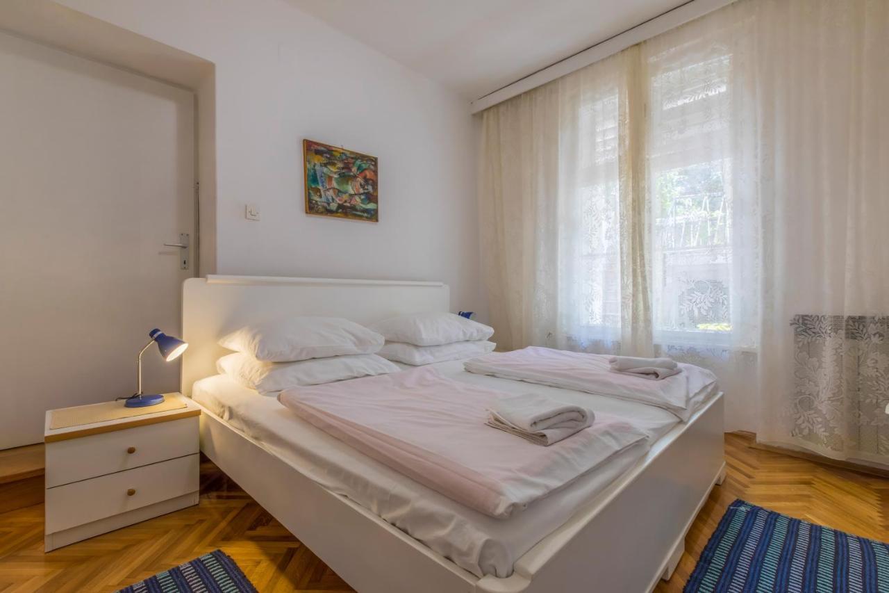 Apartments With A Parking Space Selce, Crikvenica - 2381 Exterior photo